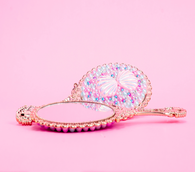 Maya’s Magic Mirror